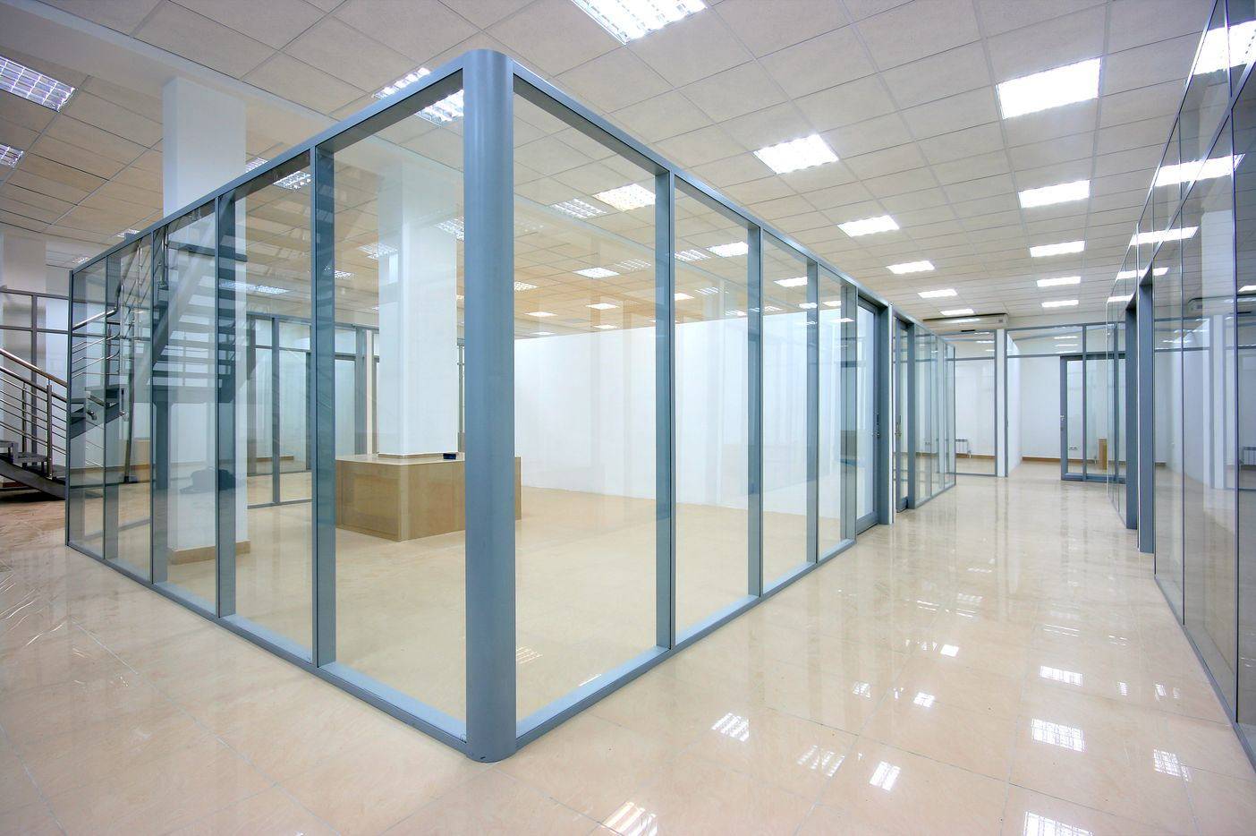 Алюминиевые окна в конструкции зимнего сада